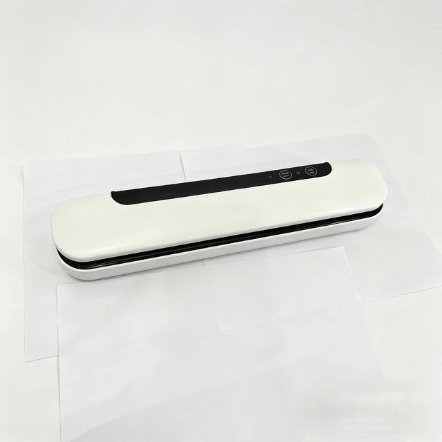 Wet&dry Dual-use Vacuum Sealing Machine with LED Display